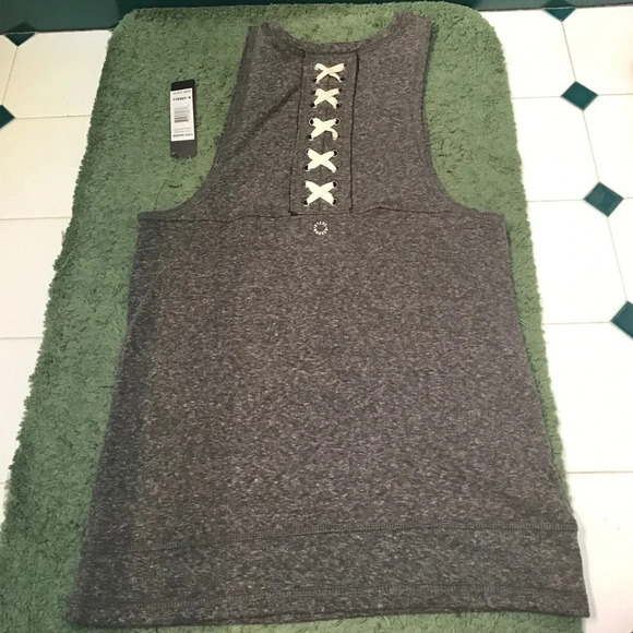 NWT STEVE MADDEN WORKOUT TOP - Picture 4 of 4